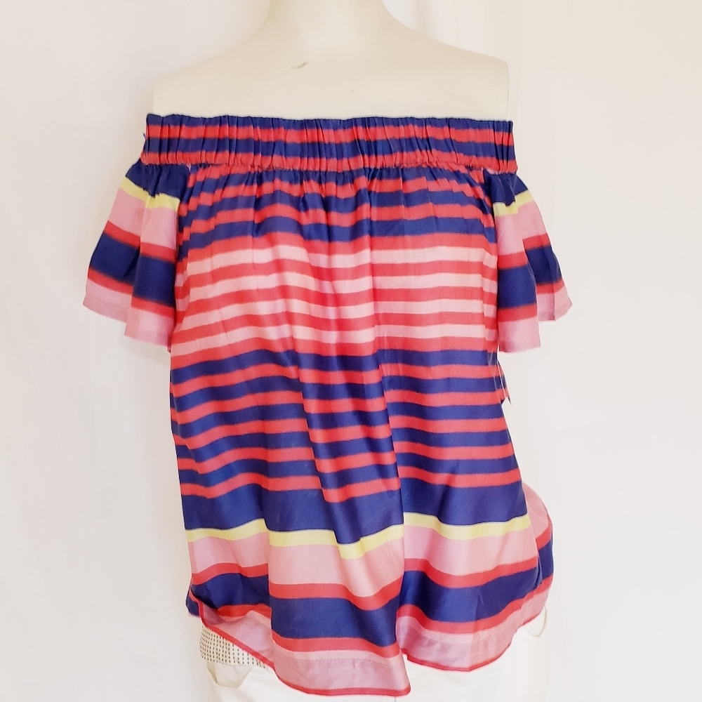 NWT! Off The Shoulder Top